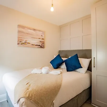 Cozy One Bedroom - Walk To Center Appartement *